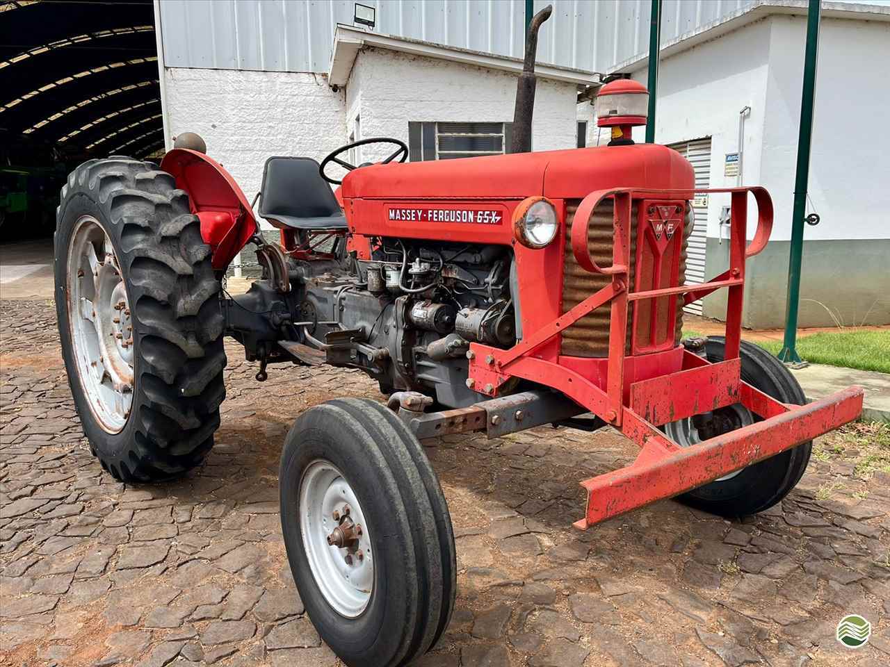 TRATOR MASSEY FERGUSON MF 65 Tração 4x2 Comatral Caminhões e Máquinas Agrícolas PANAMBI RIO GRANDE DO SUL RS